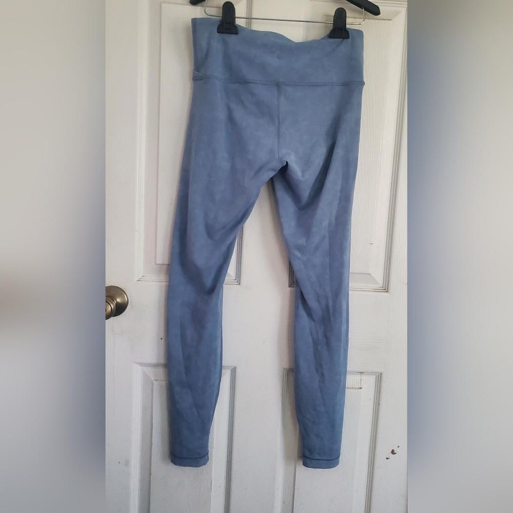 Lululemon High-Waist Blue Sculpting Leggings, Size 8 - Picture 6 of 6